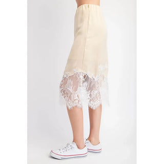 Contrast Lace Embroidered Midi Skirt