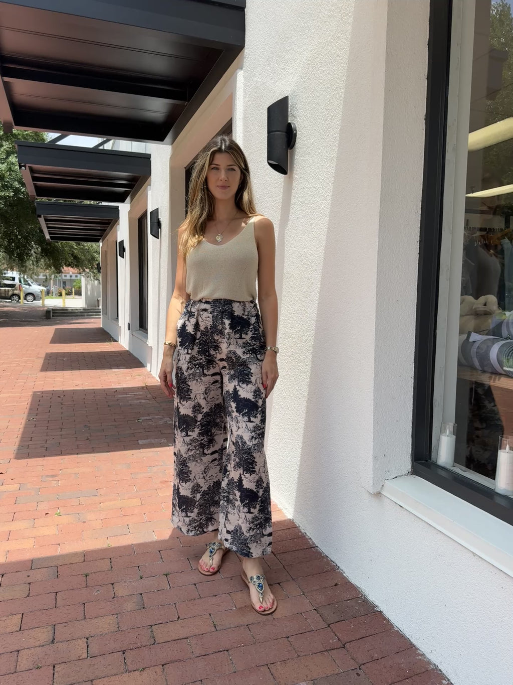 100% linen fabric handmade in Italy. Featuring a subtle, high-fashion-inspired safari print with lions, tigers, and trees